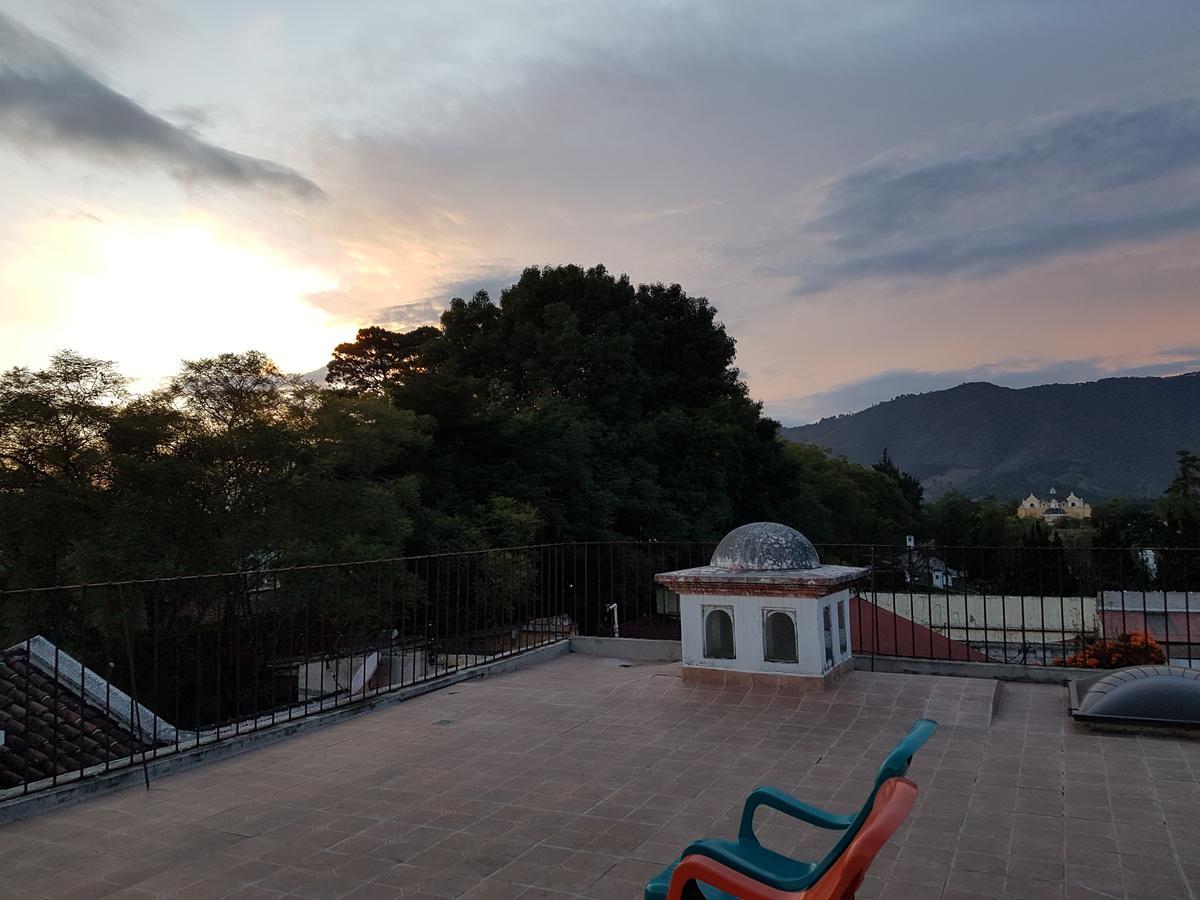 La Casa De La Alameda Panzió Antigua Kültér fotó