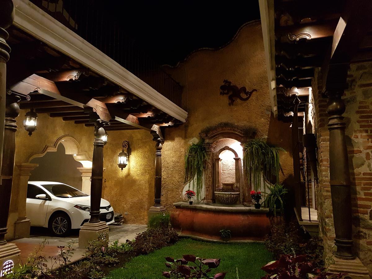 La Casa De La Alameda Panzió Antigua Kültér fotó